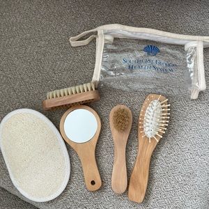 New wood personal hygiene kit